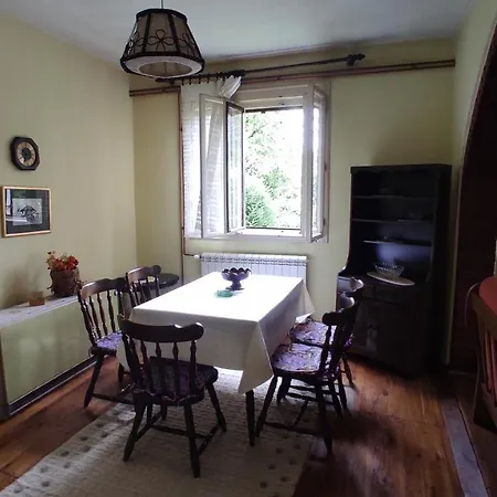 Vikendica Smestaj Vanja Arilje