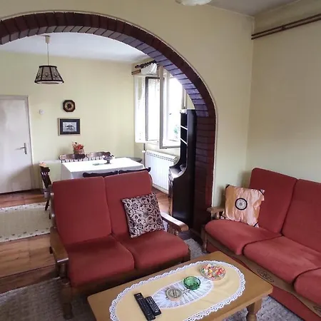 Smestaj Vanja Vikendica *